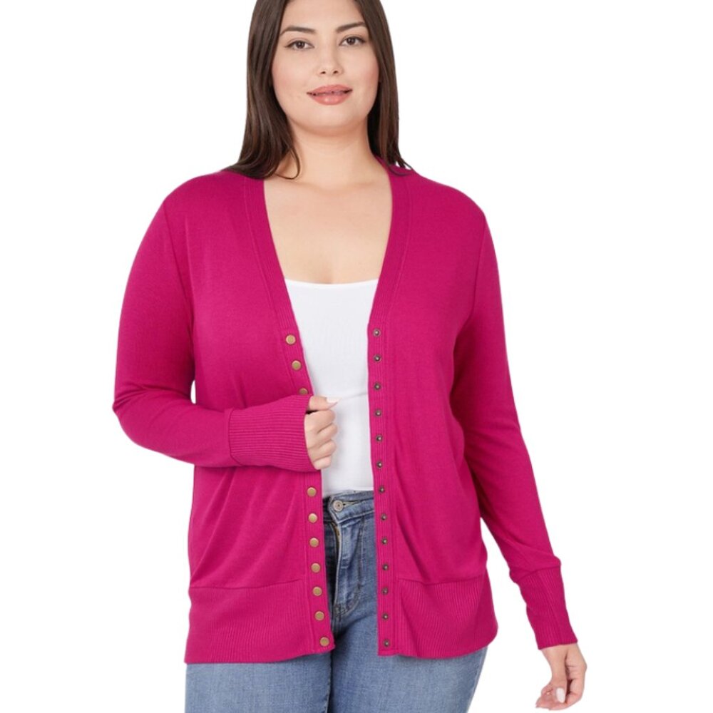 ✨5/$25✨Snap Sweater Cardigan in Magenta